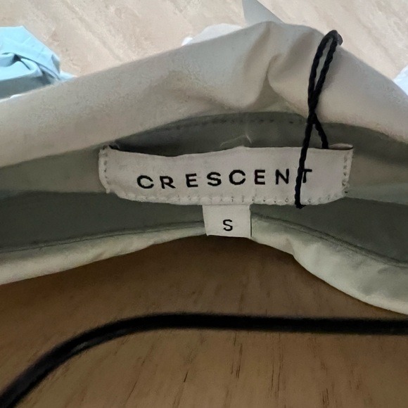 NWT Two Tone Crescent Button Up Shirt Cropped - Picture 4 of 4